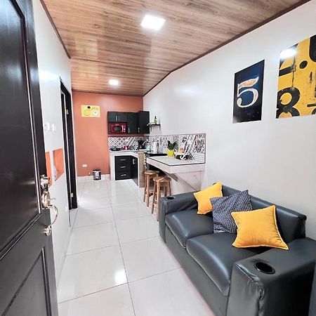 Apartamento H Gonzalez 14 Apartment Alajuela Bagian luar foto