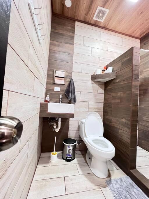 Apartamento H Gonzalez 14 Apartment Alajuela Bagian luar foto